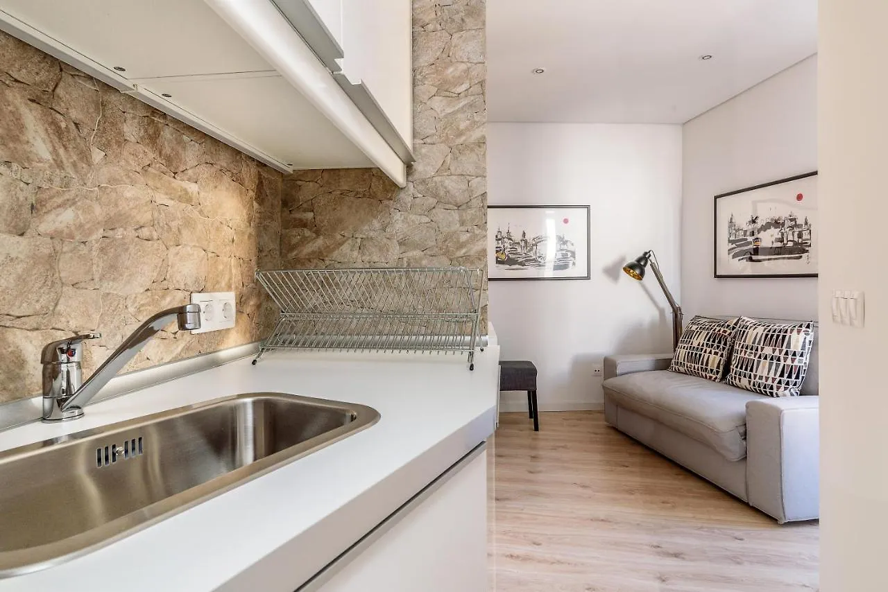 LisboaJoivy Cosy 1-Bed Flat With Seaview In Alfama公寓