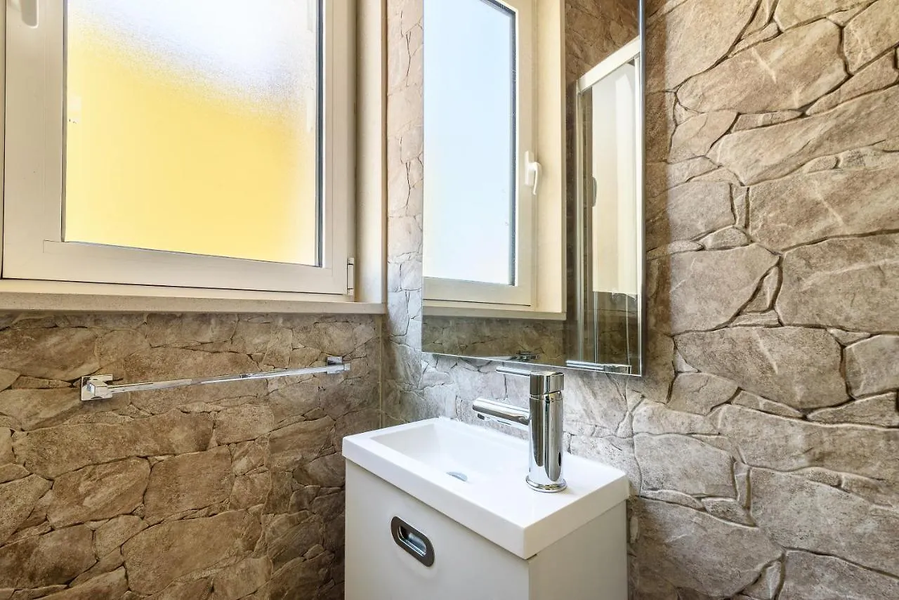 LisboaJoivy Cosy 1-Bed Flat With Seaview In Alfama公寓 0*, Lisboa