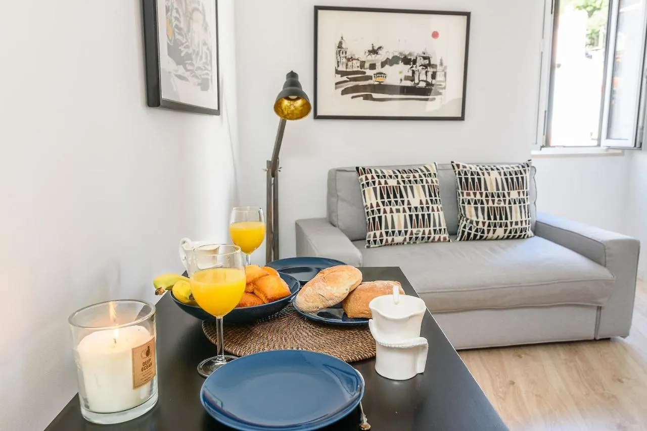 Joivy Cosy 1-Bed Flat With Seaview In Alfama Apartamento Lisboa Portugal